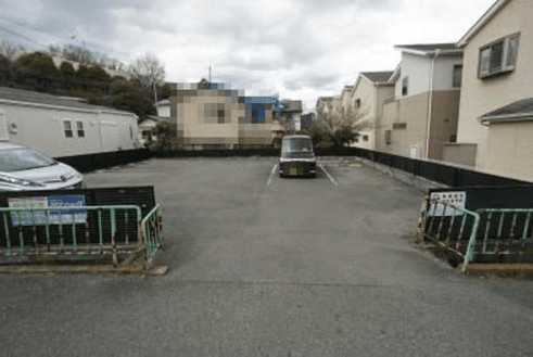 上穂積ガレージの外観・駐車場イメージ1枚目