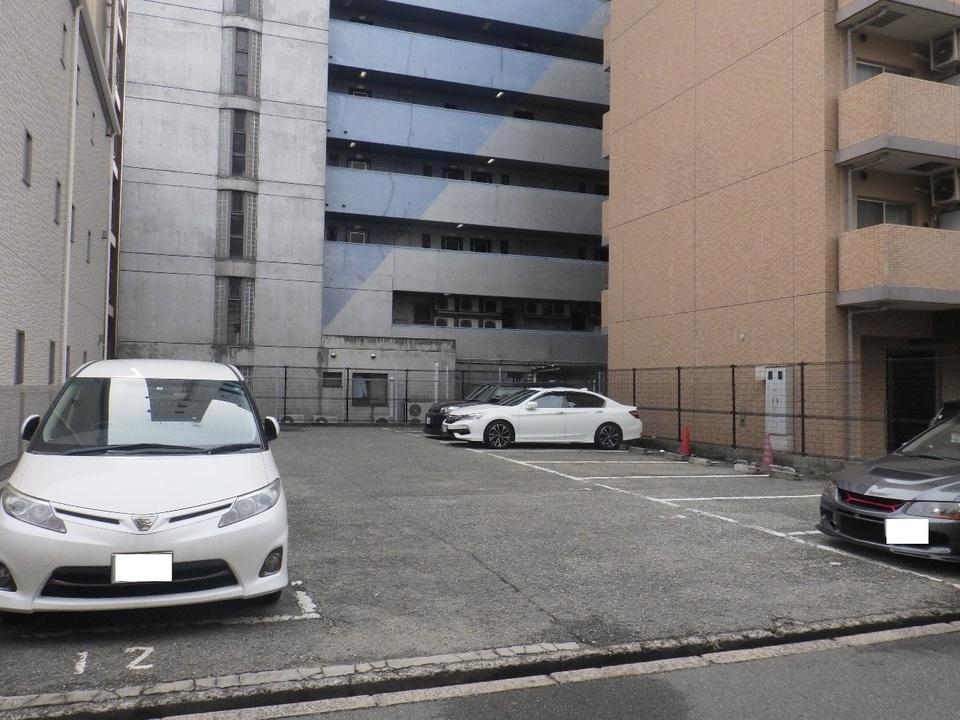 東三国４丁目の外観・駐車場イメージ1枚目