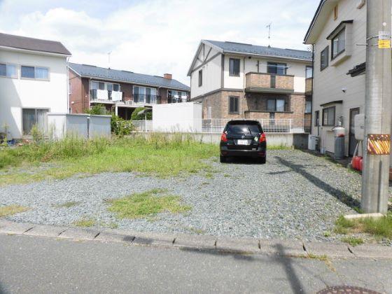 岩田月極駐車場の外観・駐車場イメージ2枚目
