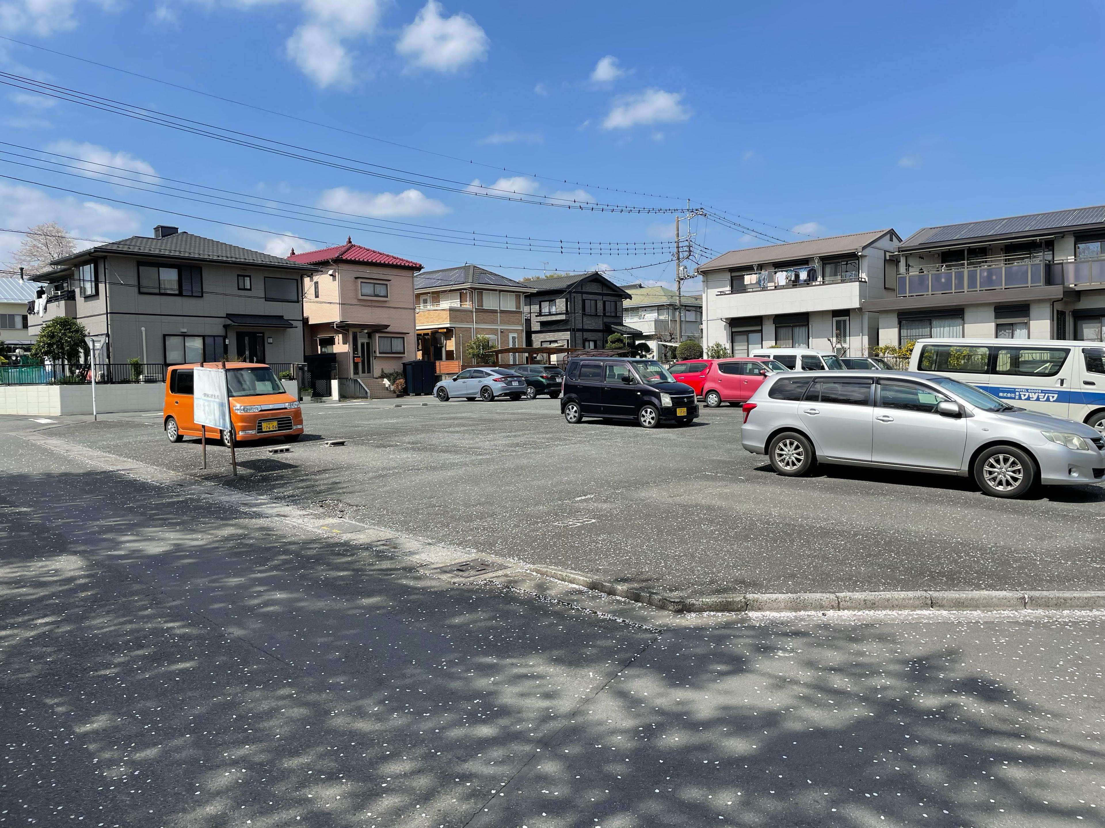 石戸７丁目駐車場の外観・駐車場イメージ1枚目