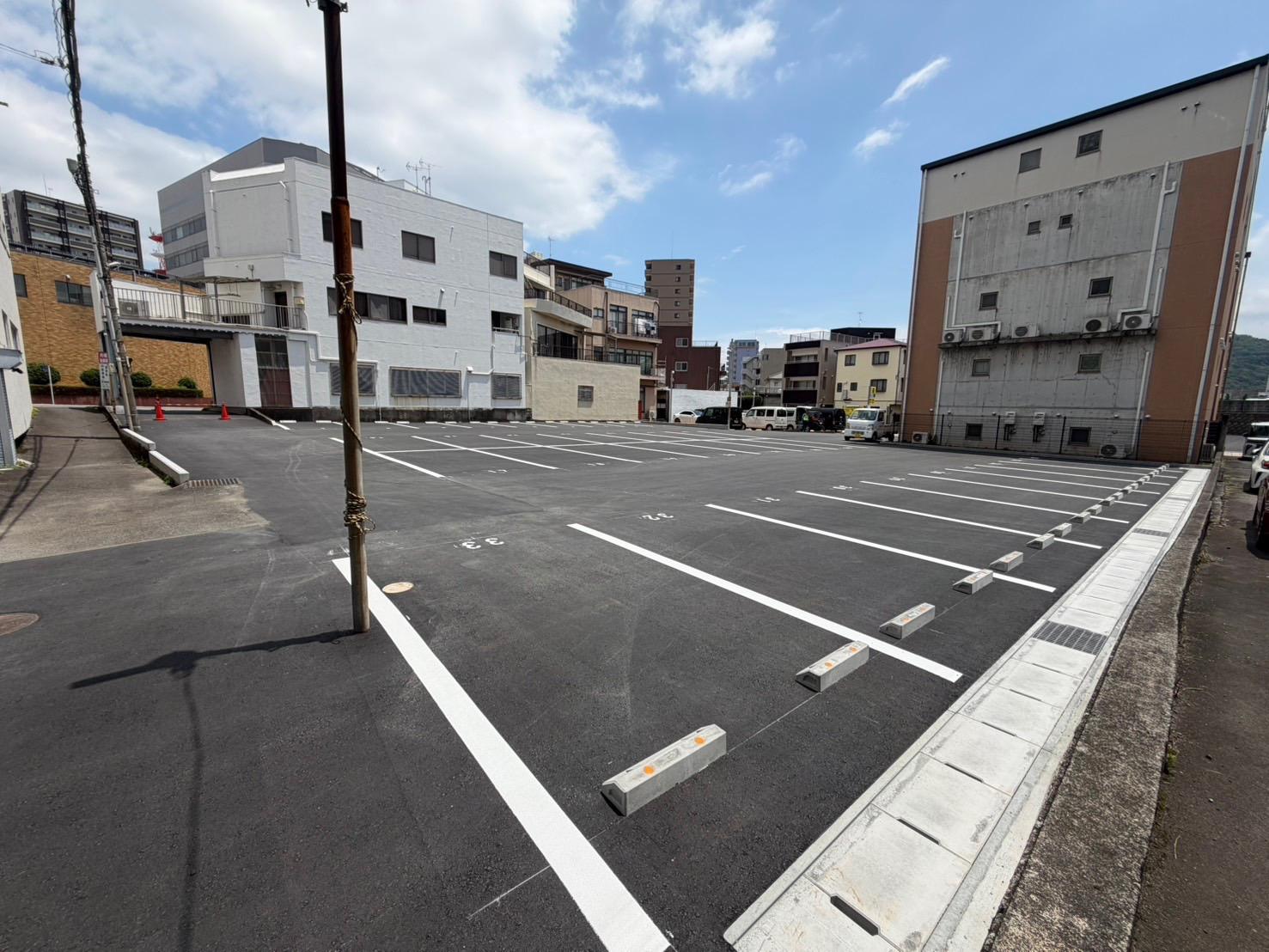 志多町駐車場の外観・駐車場イメージ2枚目
