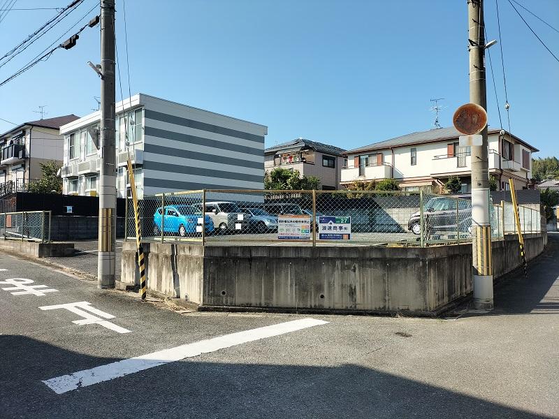 南平台２ ﾓｰﾀｰﾌﾟｰﾙの外観・駐車場イメージ1枚目