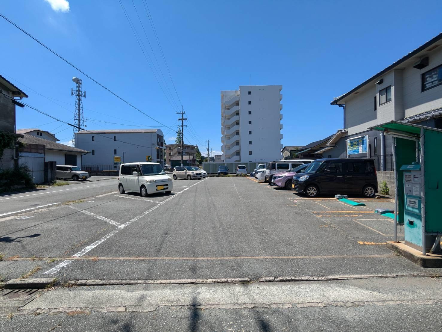 カツラギパーキングの外観・駐車場イメージ1枚目