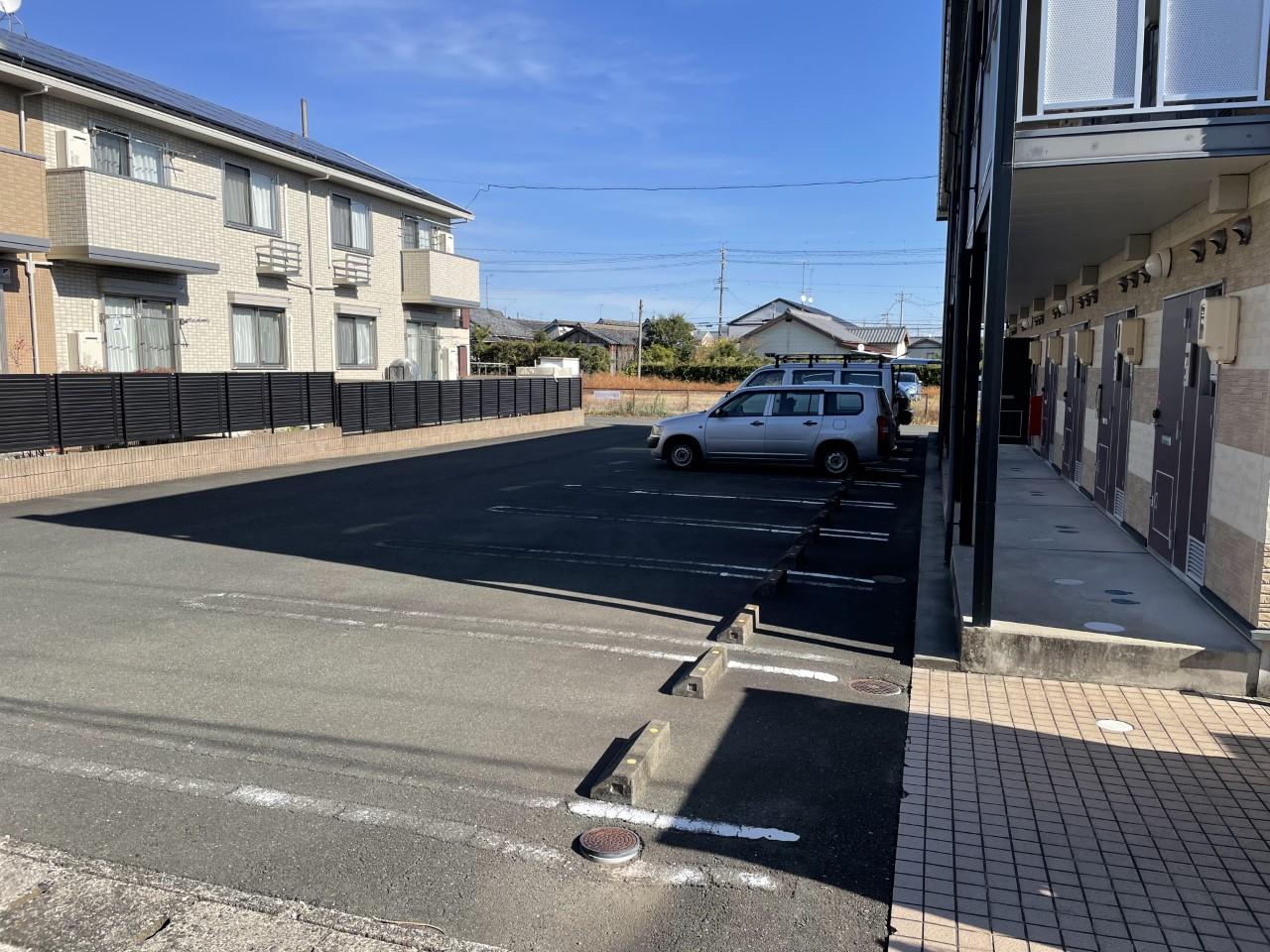 ドマーニ(30286)の外観・駐車場イメージ1枚目