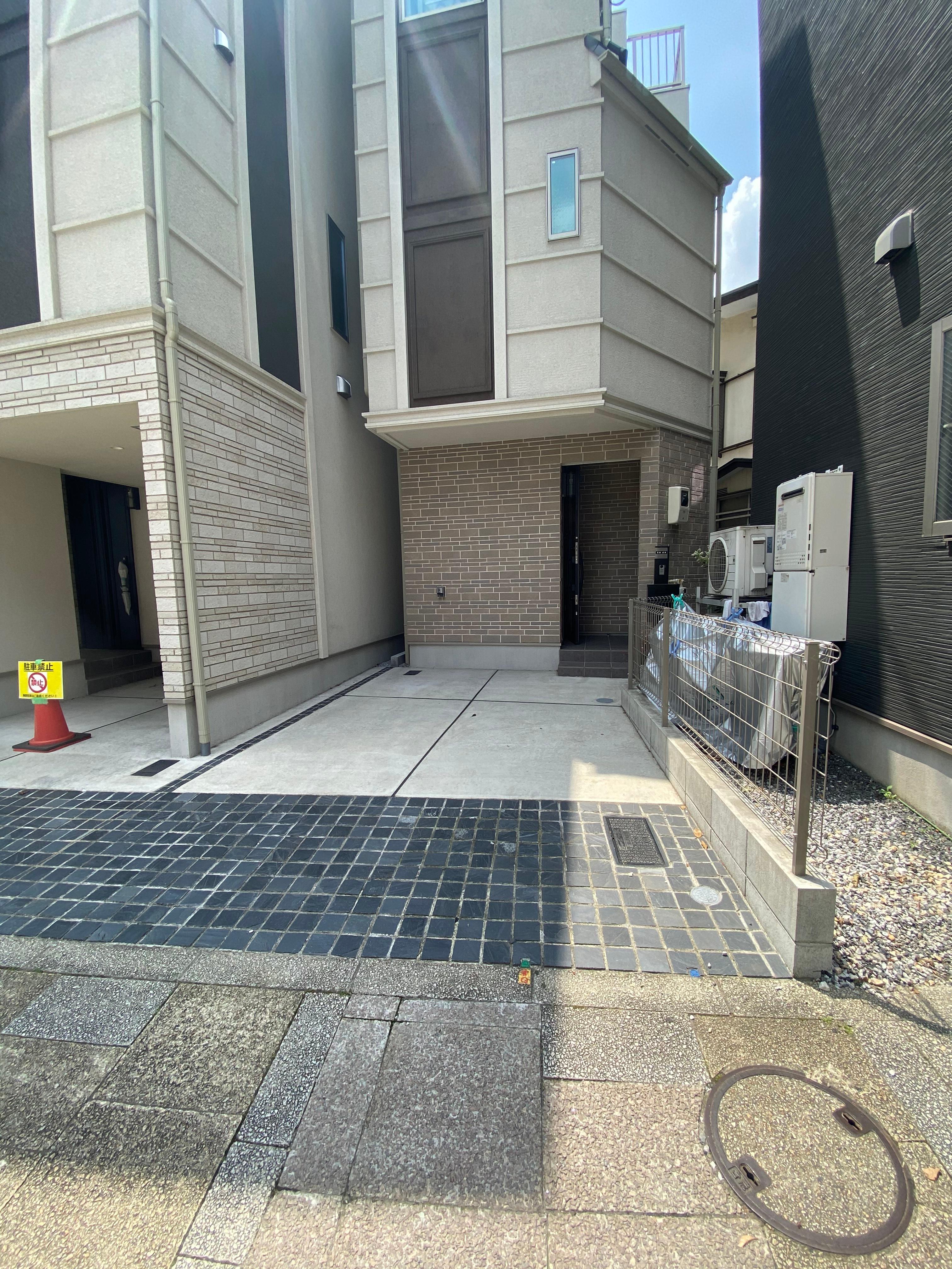 【電気自動車可】上馬２丁目警察署前駐車場の外観・駐車場イメージ2枚目