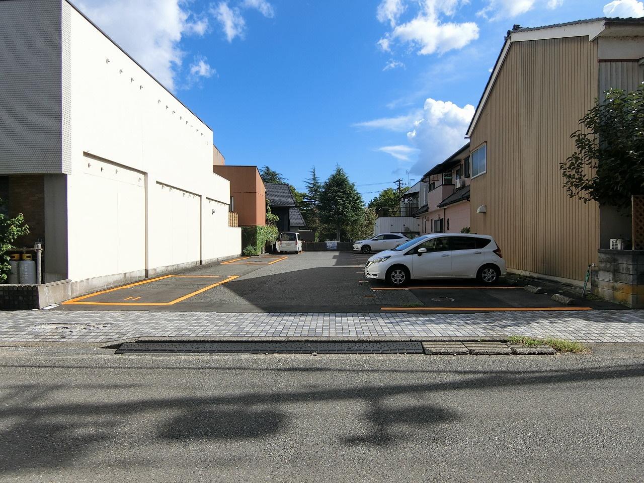 左内町・キャンピオ辻万月極駐車場の外観・駐車場イメージ2枚目