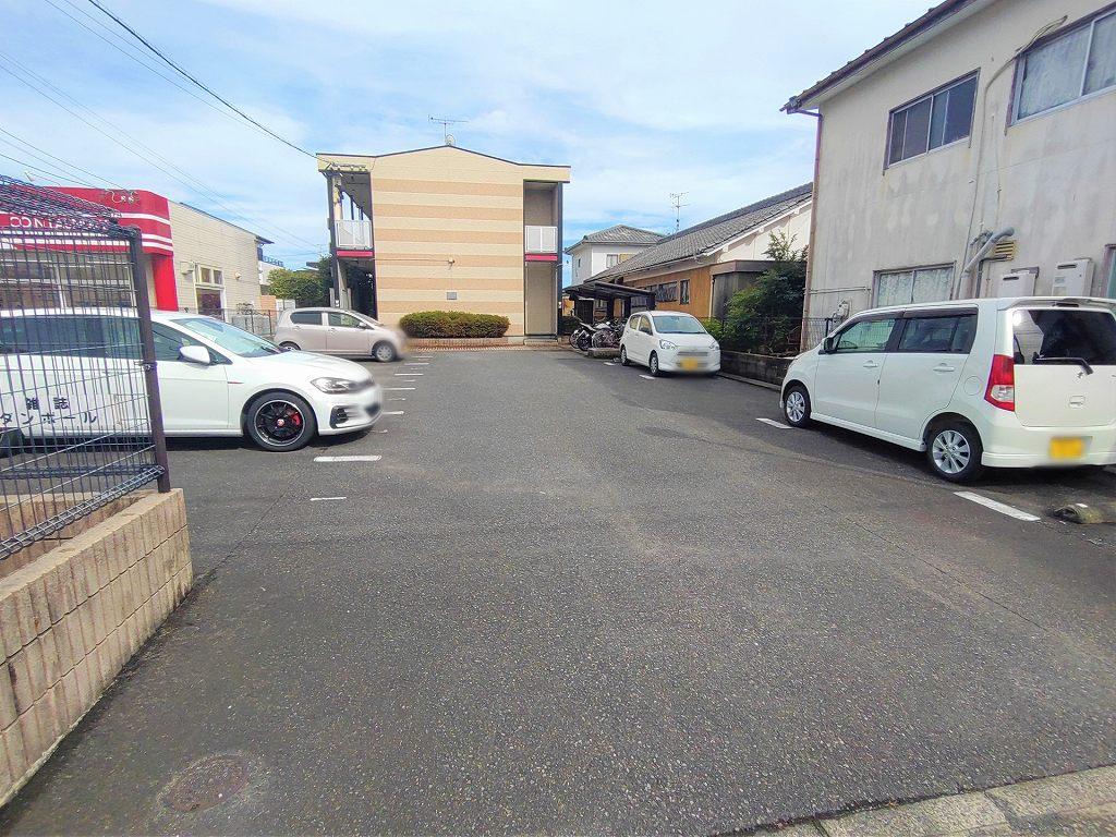 レジデンス城ヶ崎(29958)の外観・駐車場イメージ1枚目