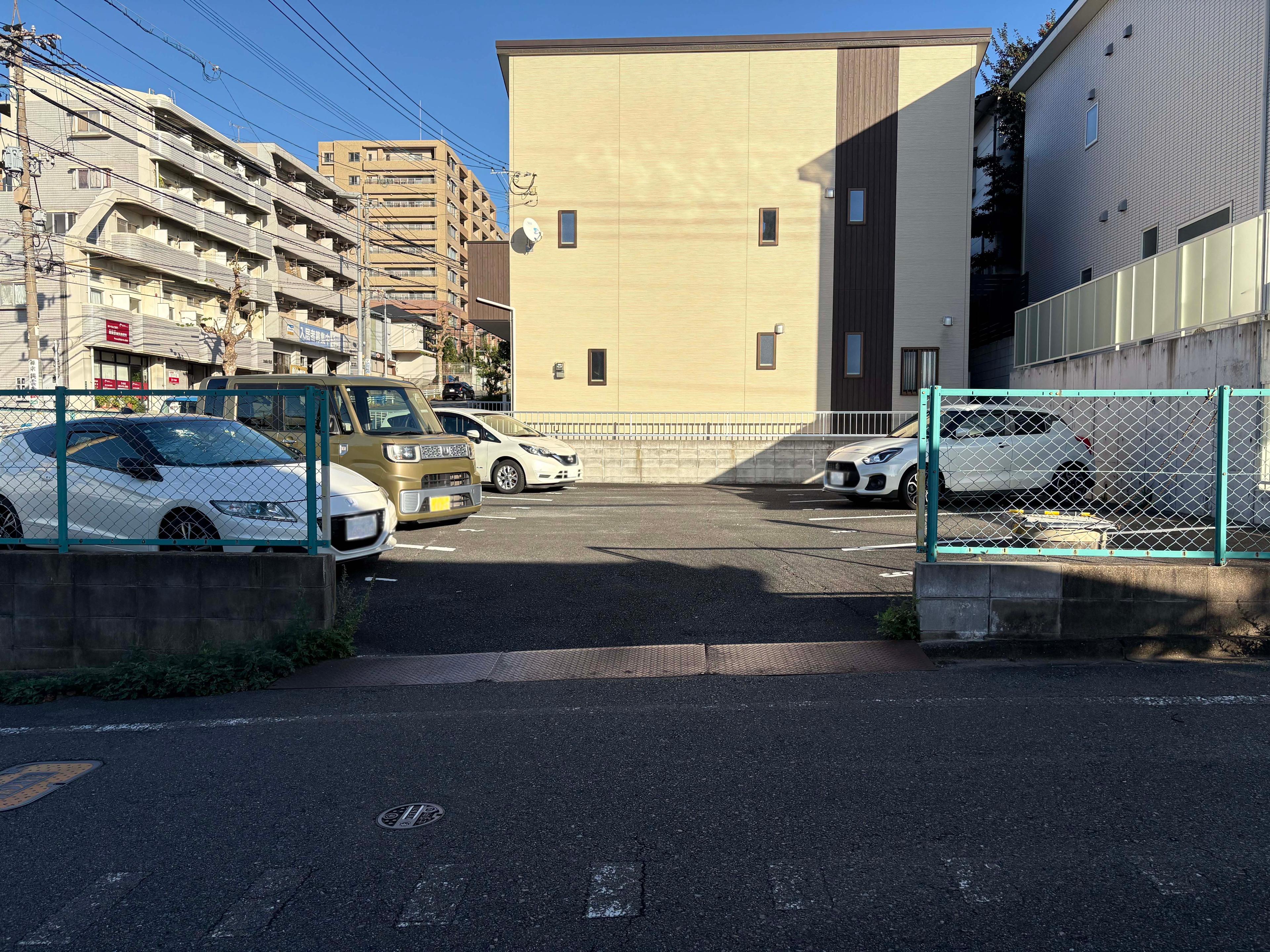 パーキング松隈の外観・駐車場イメージ2枚目