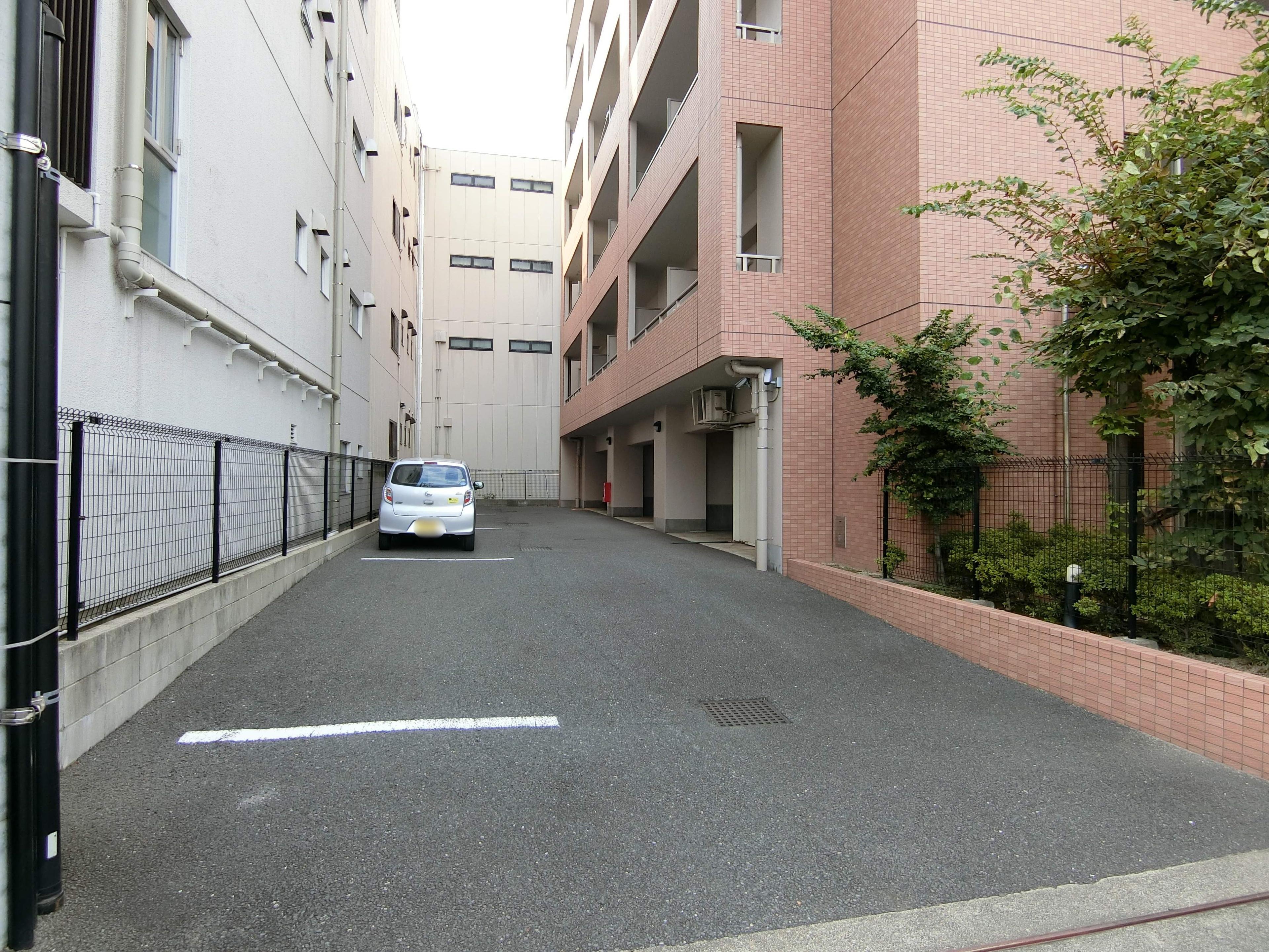コンフォルト鶴舞の外観・駐車場イメージ1枚目