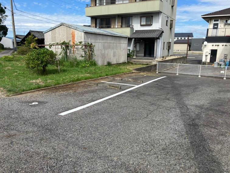 永覚新町四丁目板倉パーキングの外観・駐車場イメージ3枚目