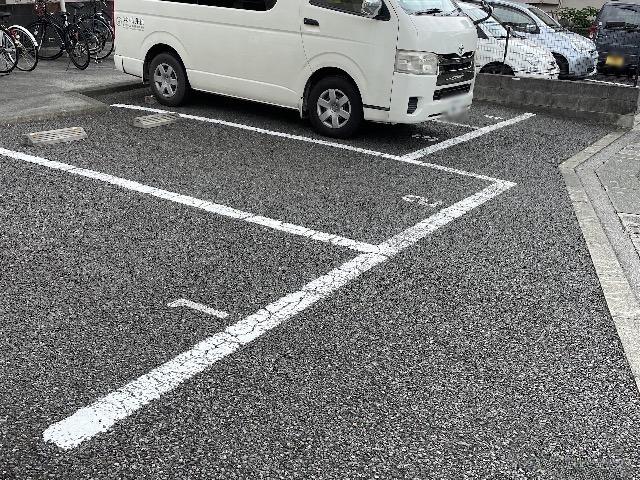 フローリッシュ(28902)の外観・駐車場イメージ1枚目
