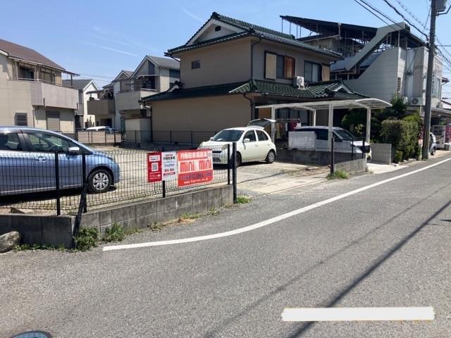 養父丘2丁目駐車場の外観・駐車場イメージ2枚目