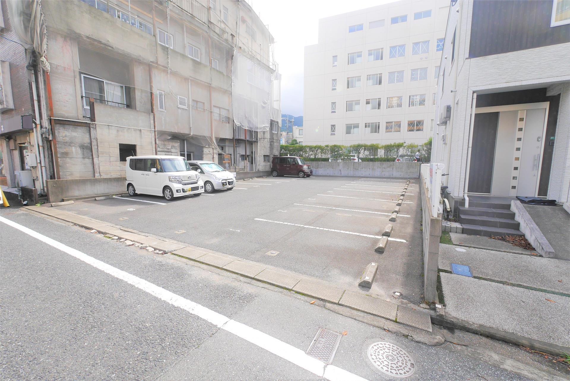 西本町4丁目藤田駐車場の外観・駐車場イメージ1枚目