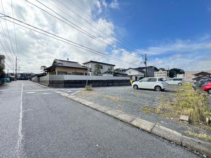 小川パーキングの外観・駐車場イメージ2枚目