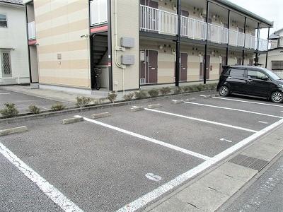 エスポワール(32026)の外観・駐車場イメージ1枚目