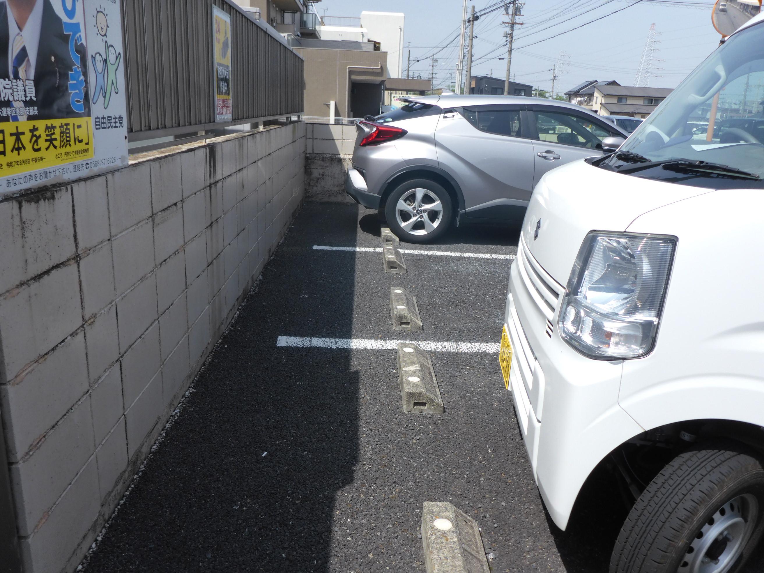 J-722の外観・駐車場イメージ1枚目