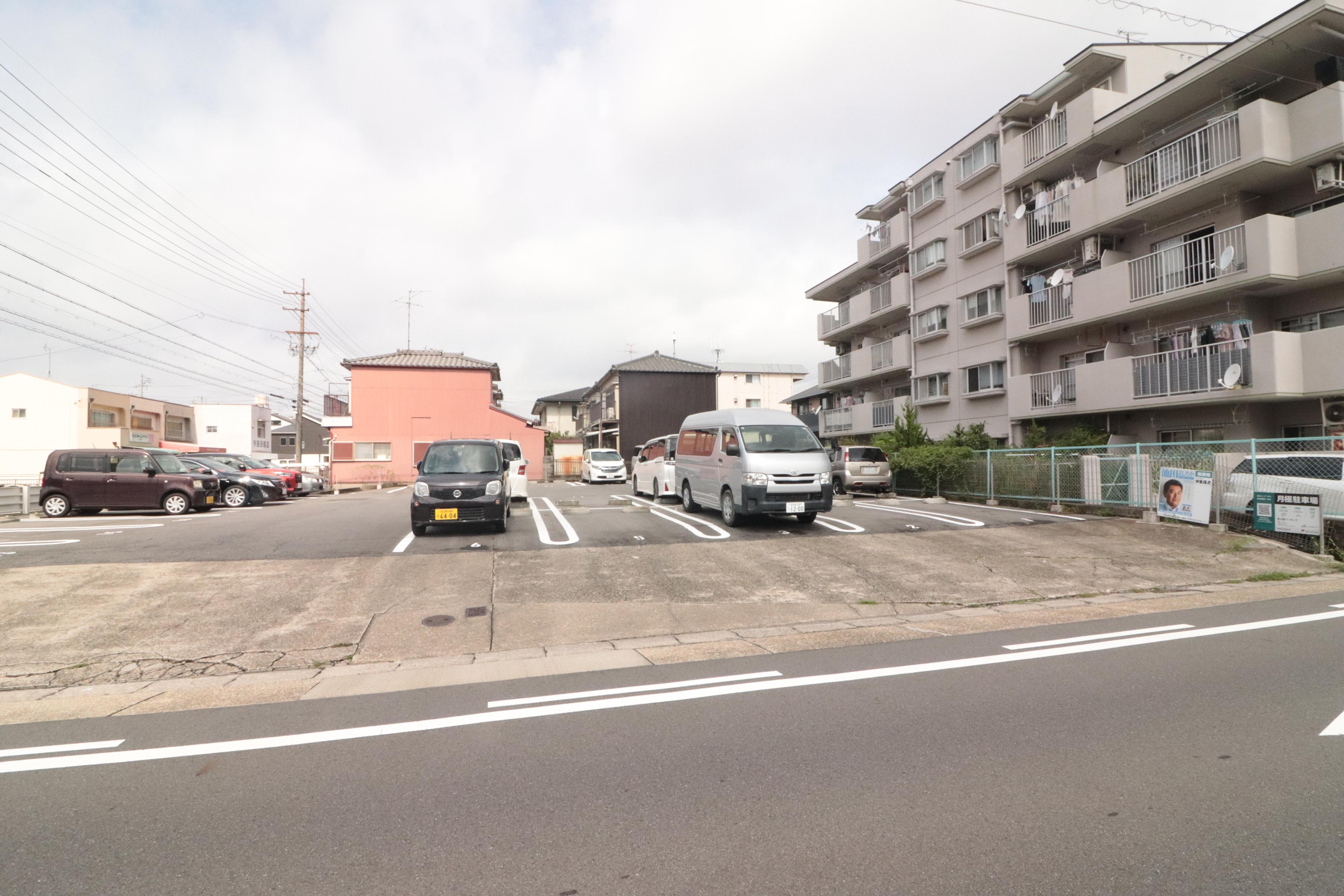 新川西パーキングの外観・駐車場イメージ2枚目