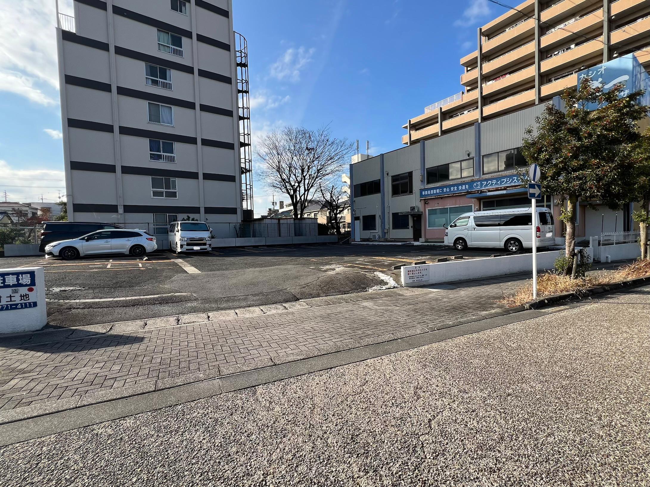 猪子石第１駐車場の外観・駐車場イメージ2枚目