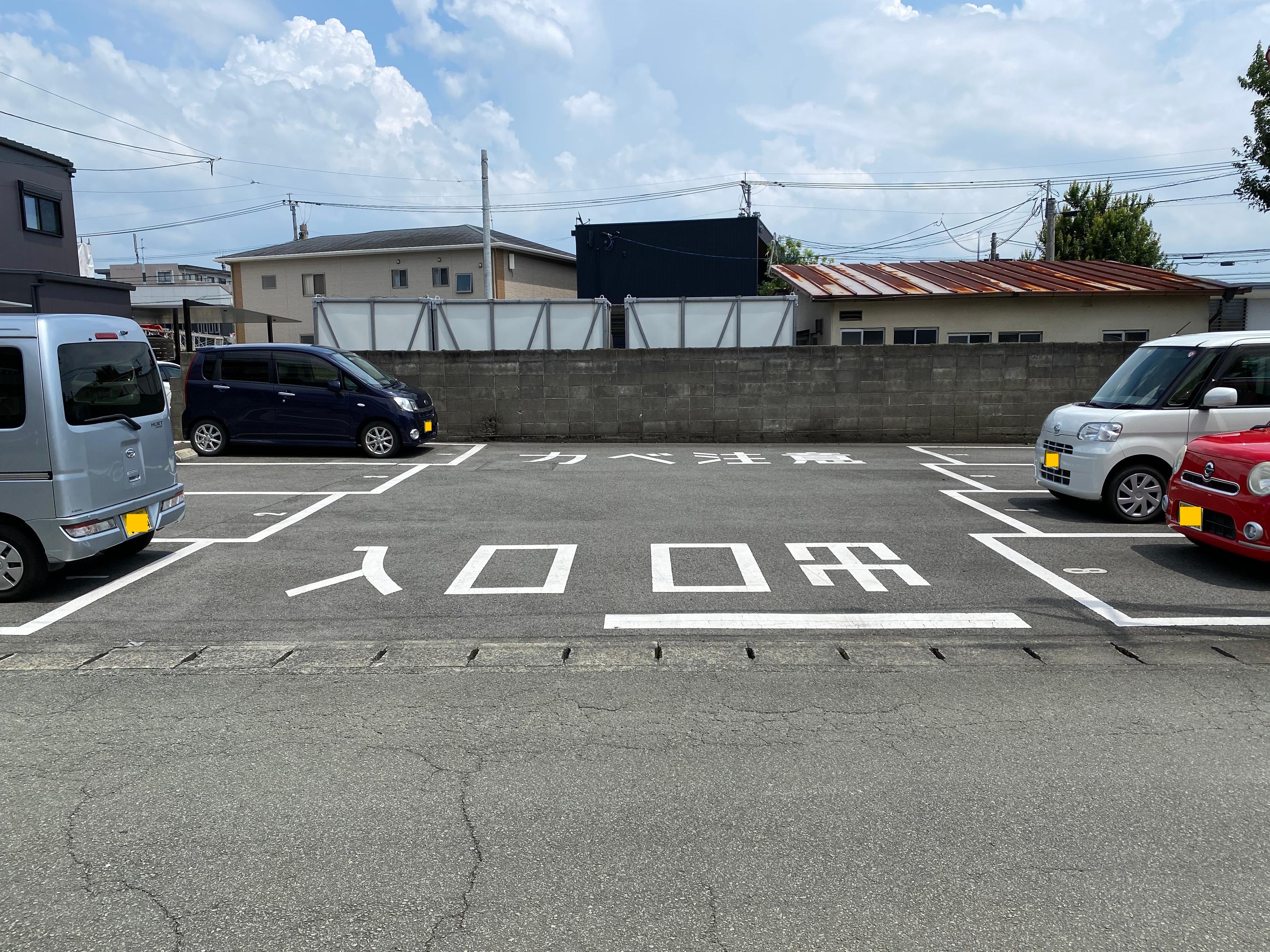 ブルグDawa西原パーキングの外観・駐車場イメージ3枚目