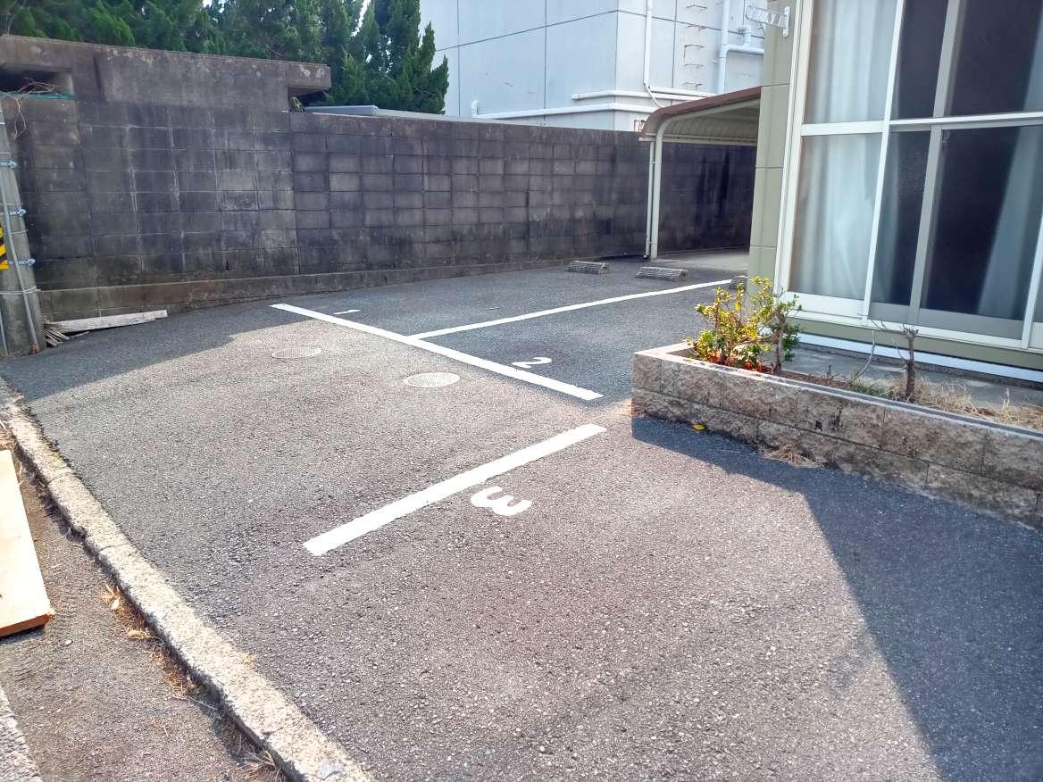 ＨＩＤＡＫＡ(16593)の外観・駐車場イメージ1枚目