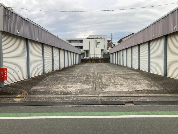 元魚町旭ガレージの外観・駐車場イメージ1枚目