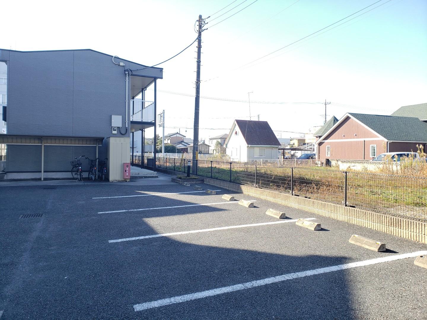 ＳＵＮＲＯＯＭ(41033)の外観・駐車場イメージ1枚目