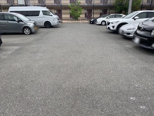 エステートⅡ(30159)の外観・駐車場イメージ1枚目