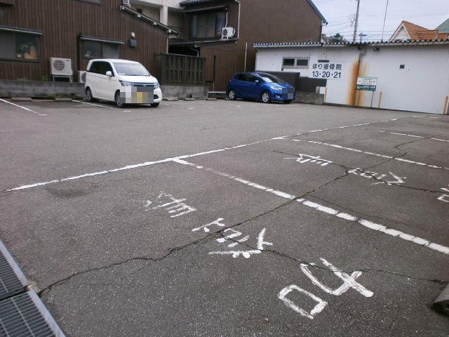 ピースパーキングの外観・駐車場イメージ2枚目