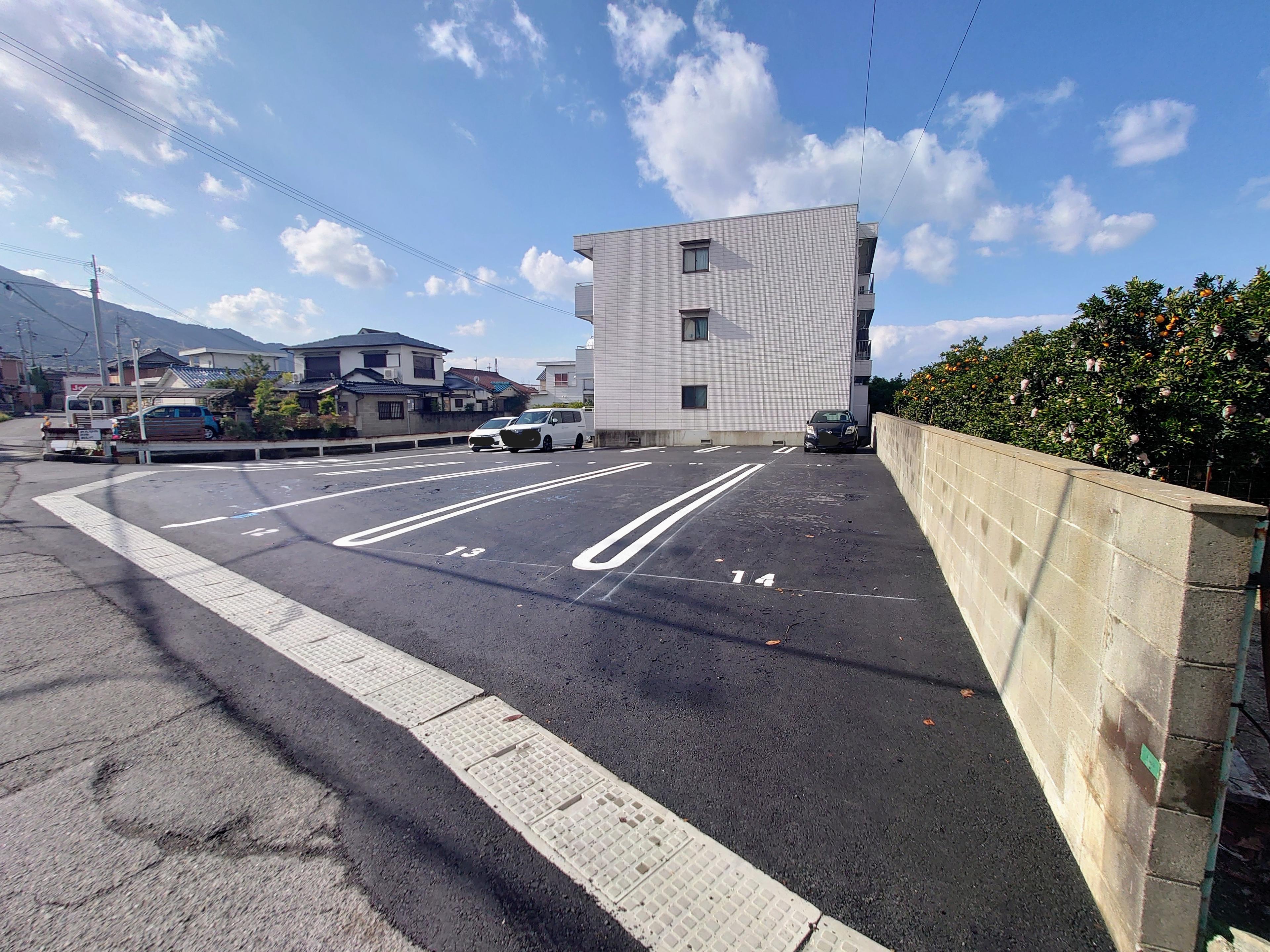 ルーブル前田駐車場の外観・駐車場イメージ2枚目