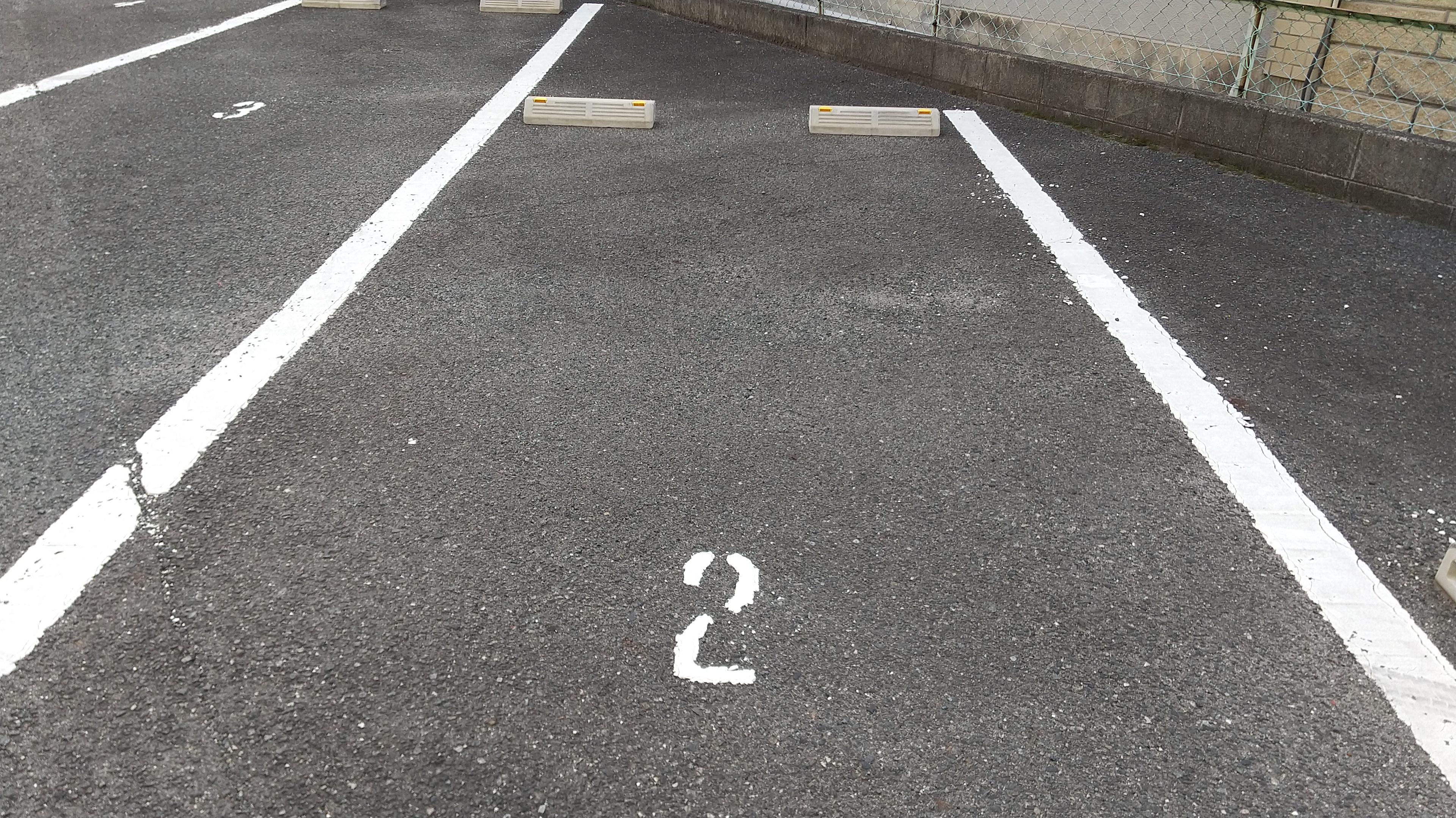 久賀ガレージの外観・駐車場イメージ2枚目