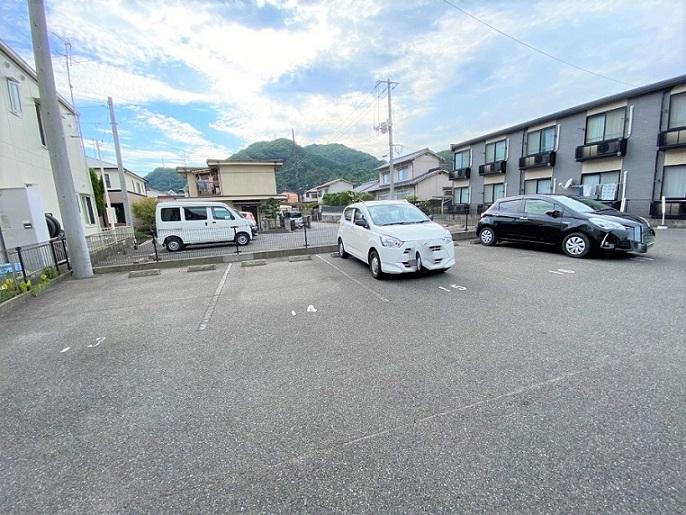 ルミエール明神(29162)の外観・駐車場イメージ2枚目