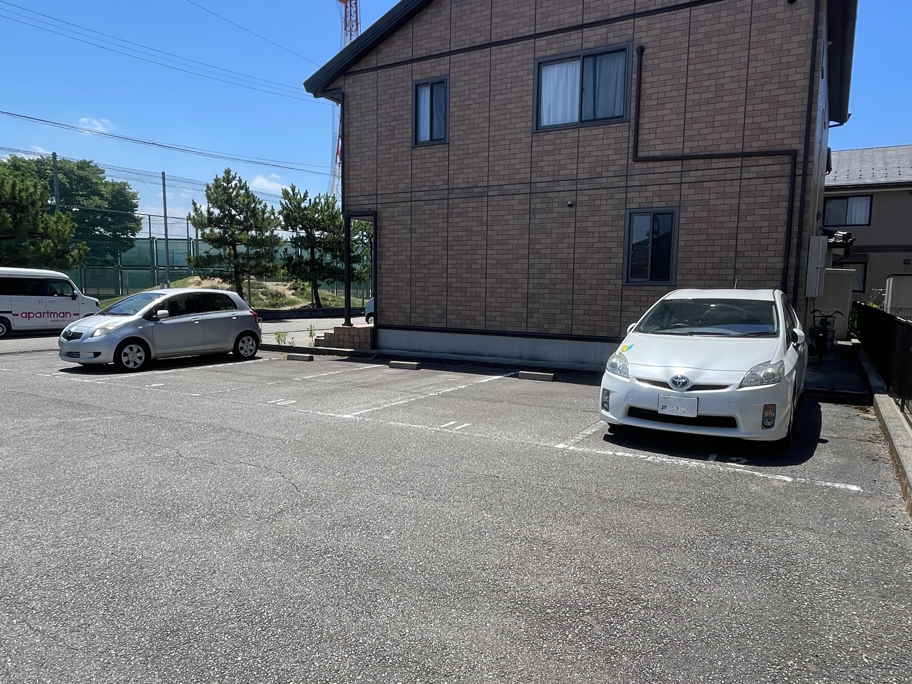 畝田西月極駐車場の外観・駐車場イメージ3枚目