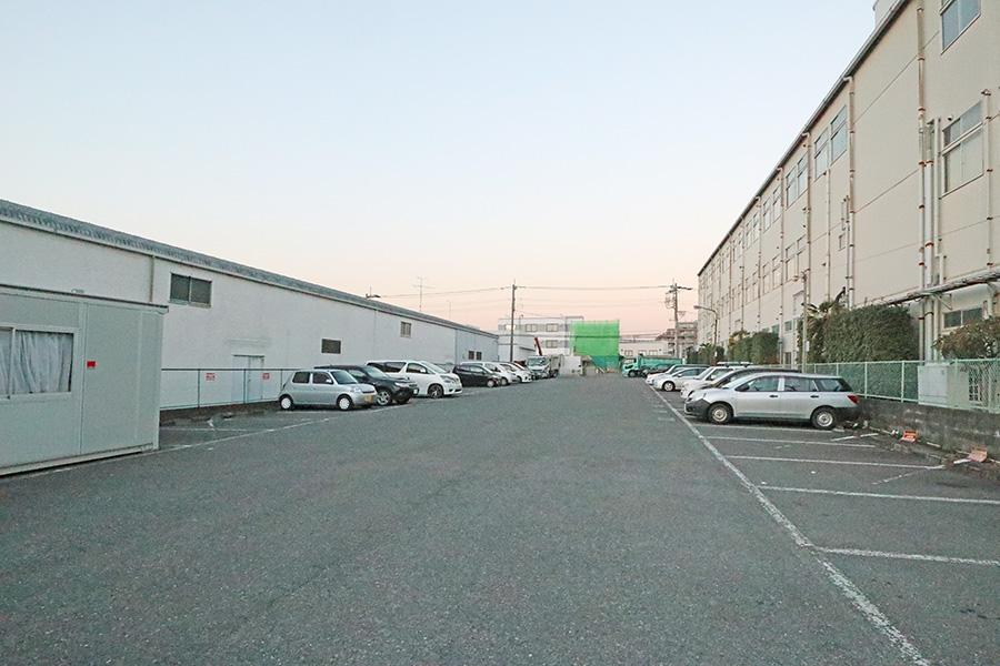 ピーエムケー駐車場の外観・駐車場イメージ3枚目
