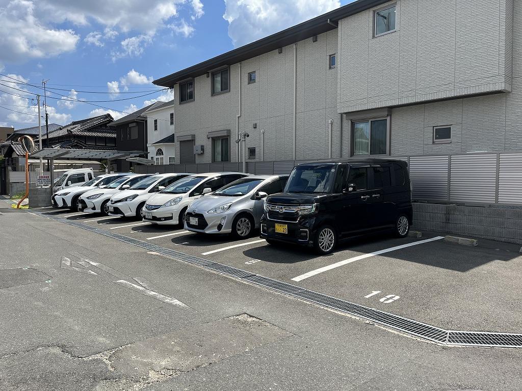 見浪ガレージ氷野1丁目 北の外観・駐車場イメージ1枚目