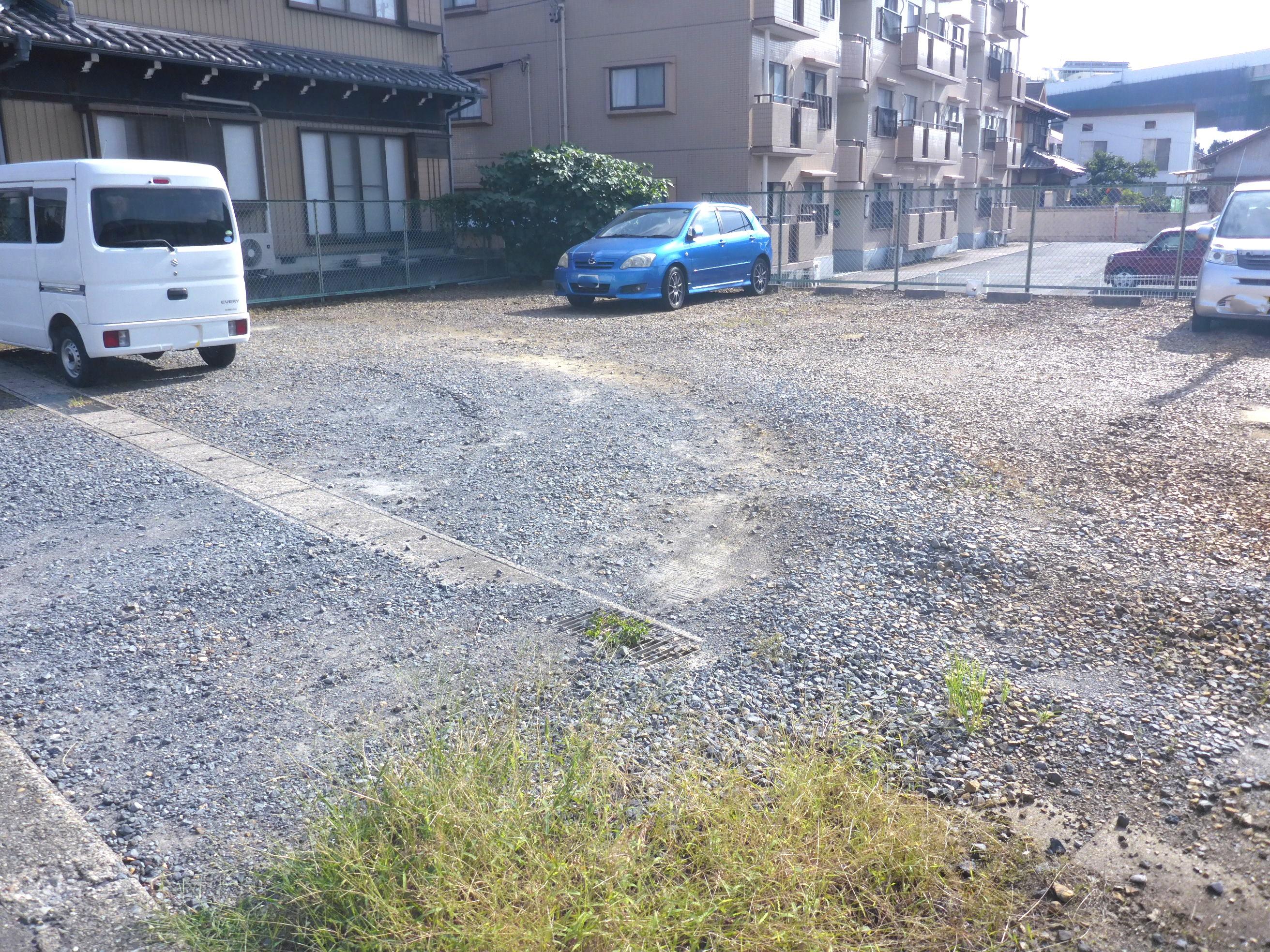 J-031の外観・駐車場イメージ1枚目