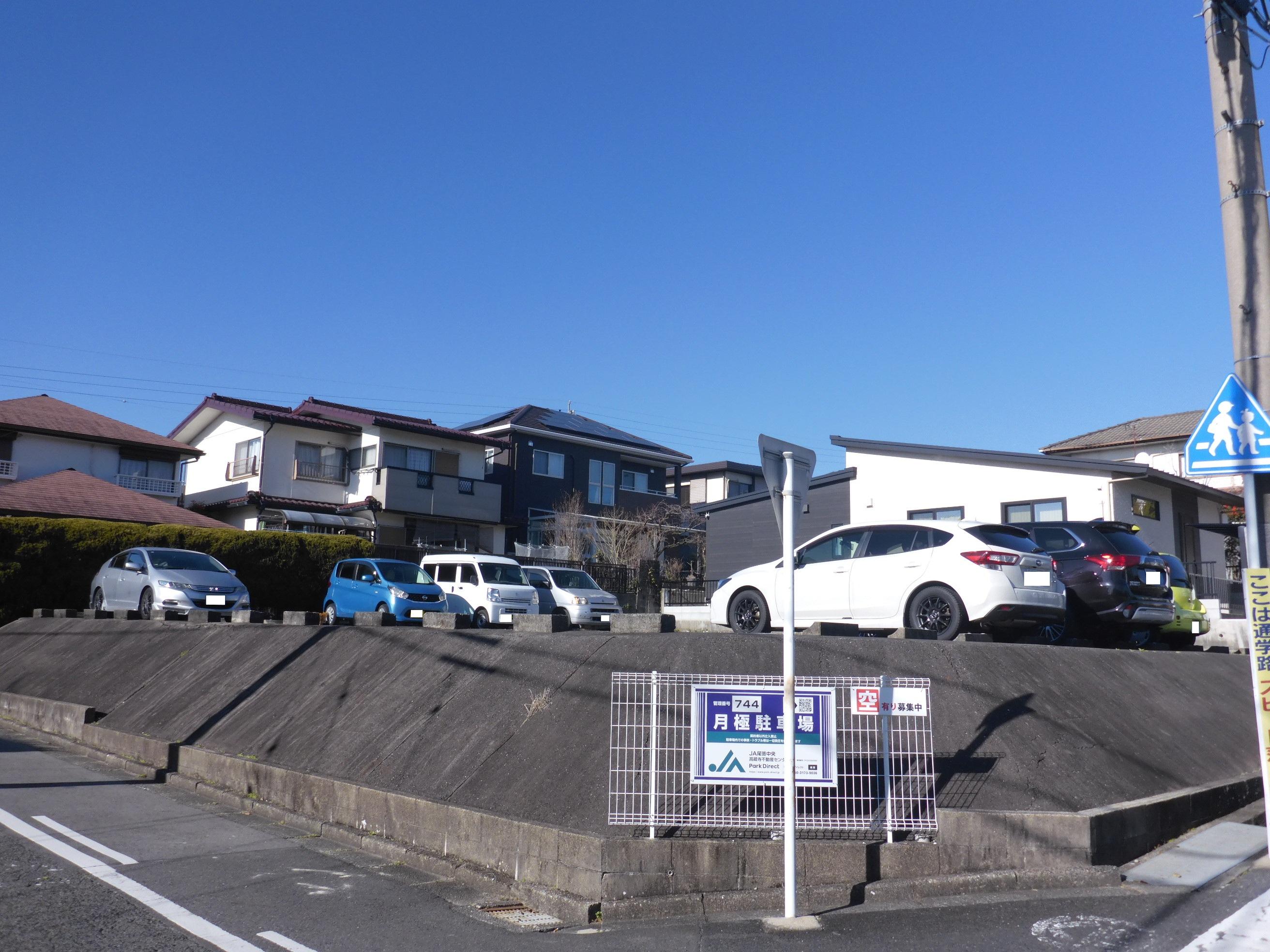 J-744の外観・駐車場イメージ1枚目