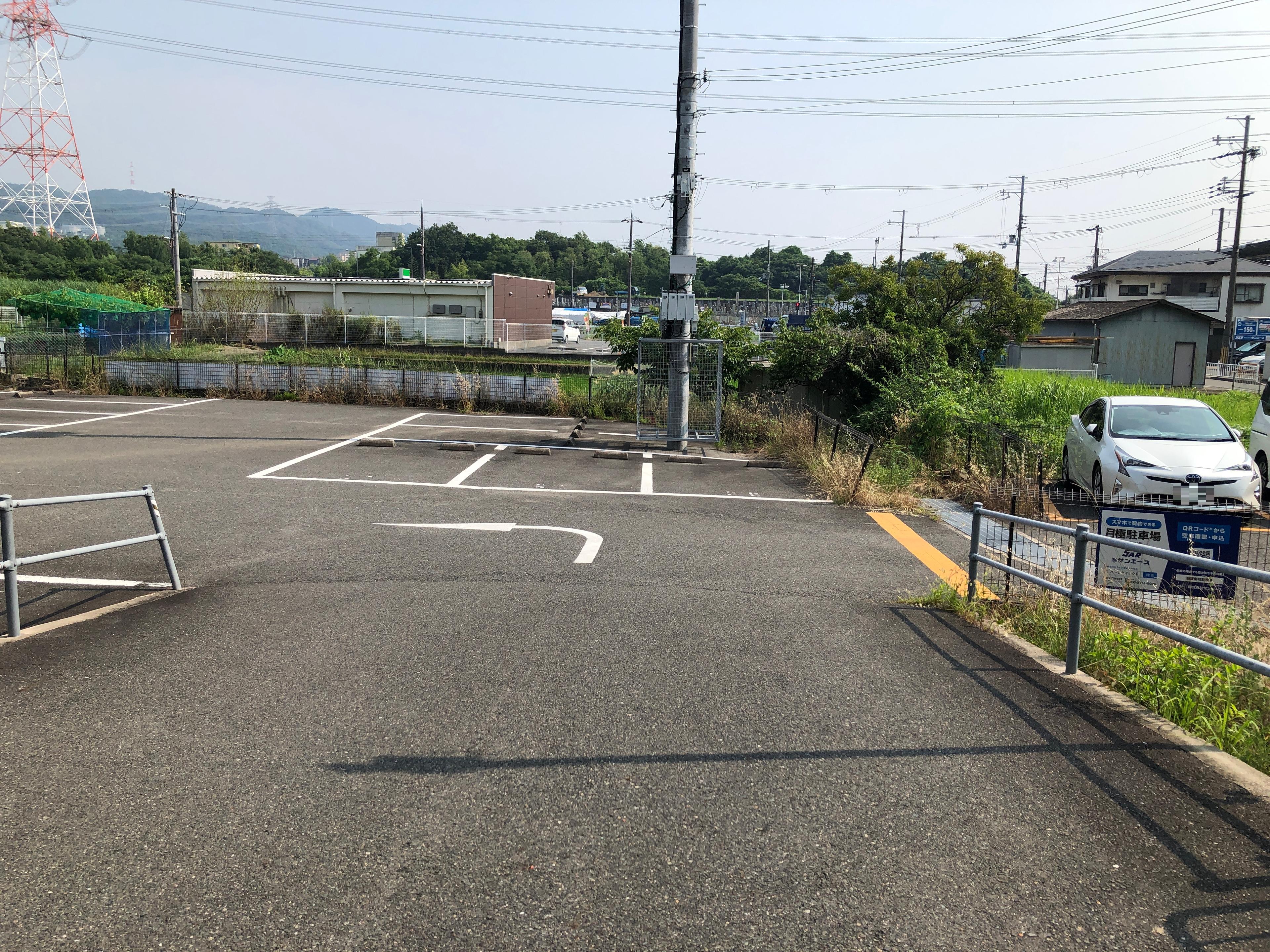 藤阪南町駐車場の外観・駐車場イメージ3枚目