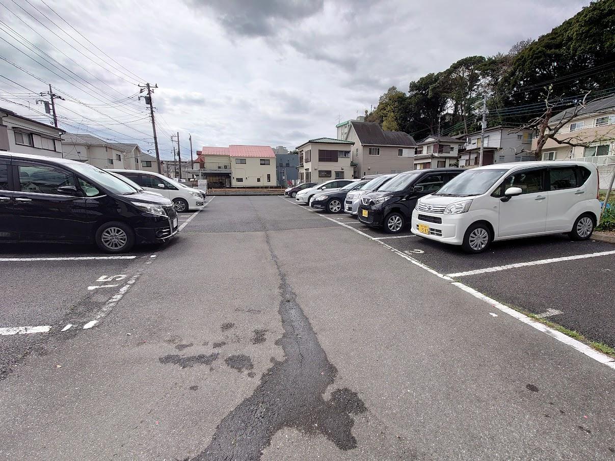 新作駐車場の外観・駐車場イメージ3枚目