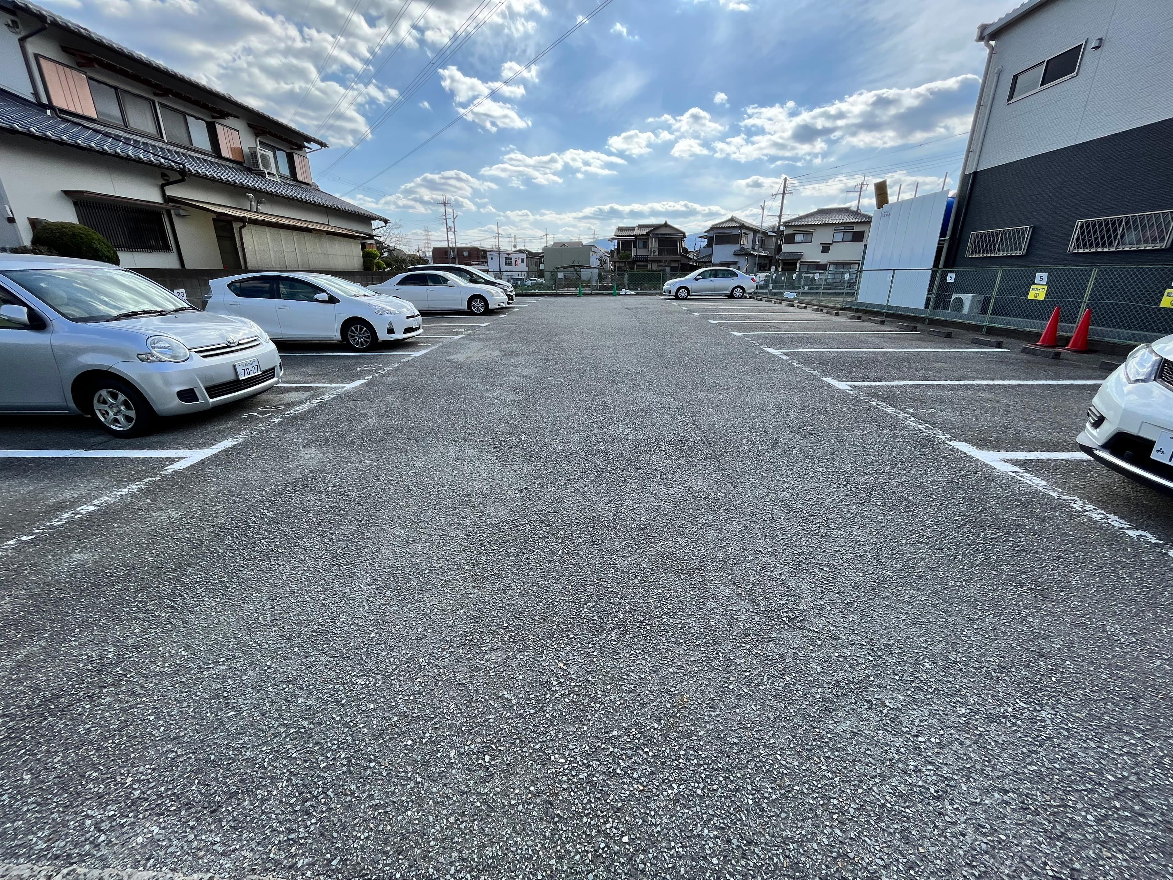木本モータープールの外観・駐車場イメージ2枚目
