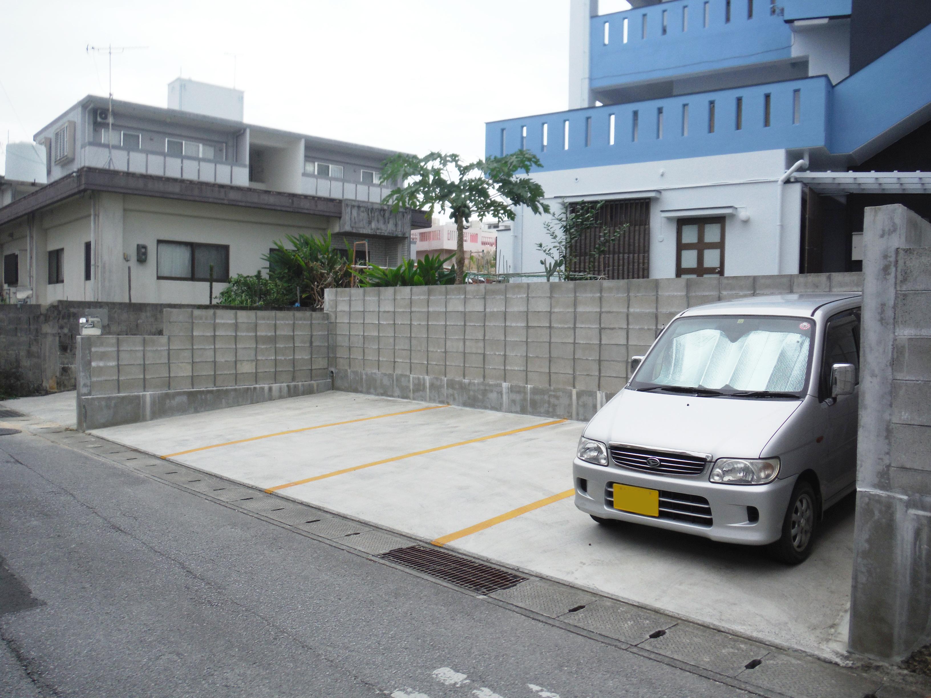 H氏当山1丁目駐車場の外観・駐車場イメージ2枚目
