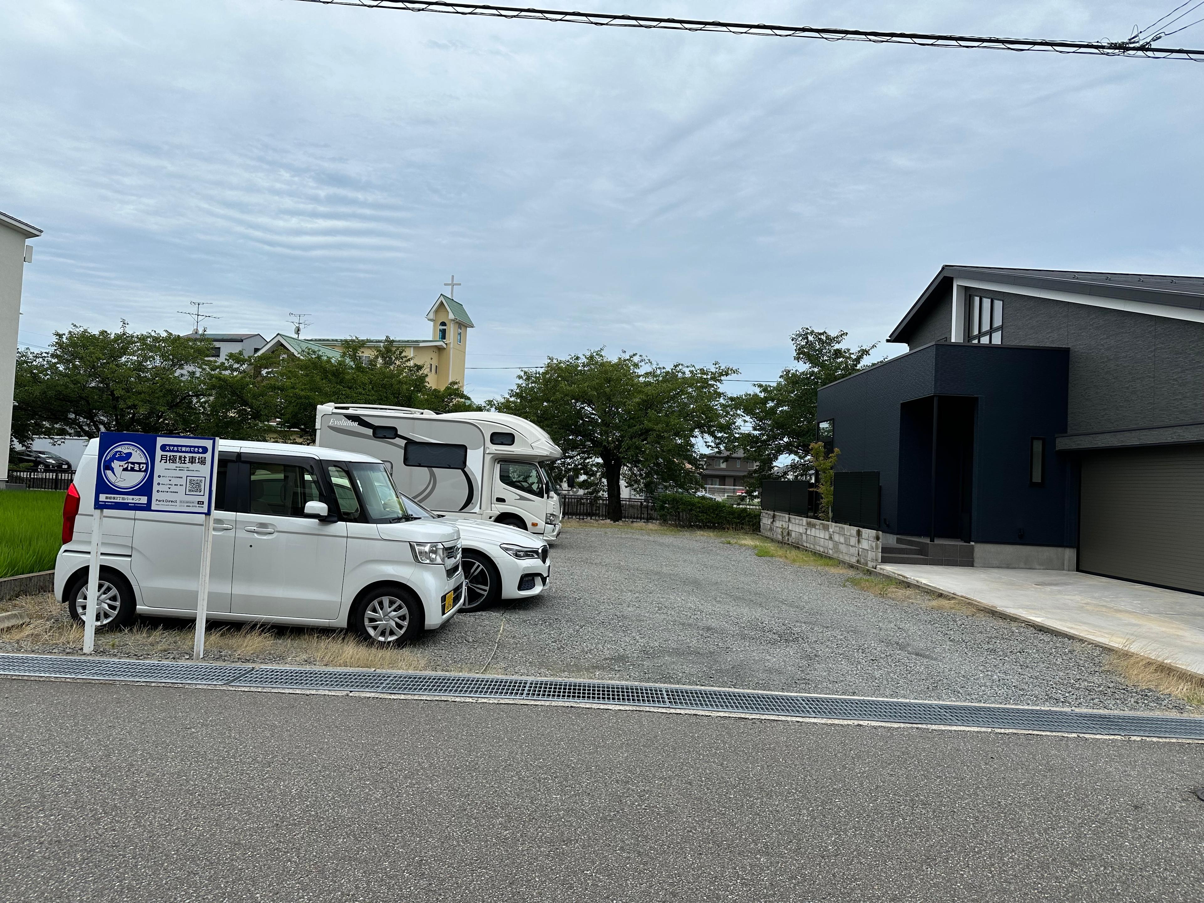 御経塚2丁目パーキングの外観・駐車場イメージ2枚目