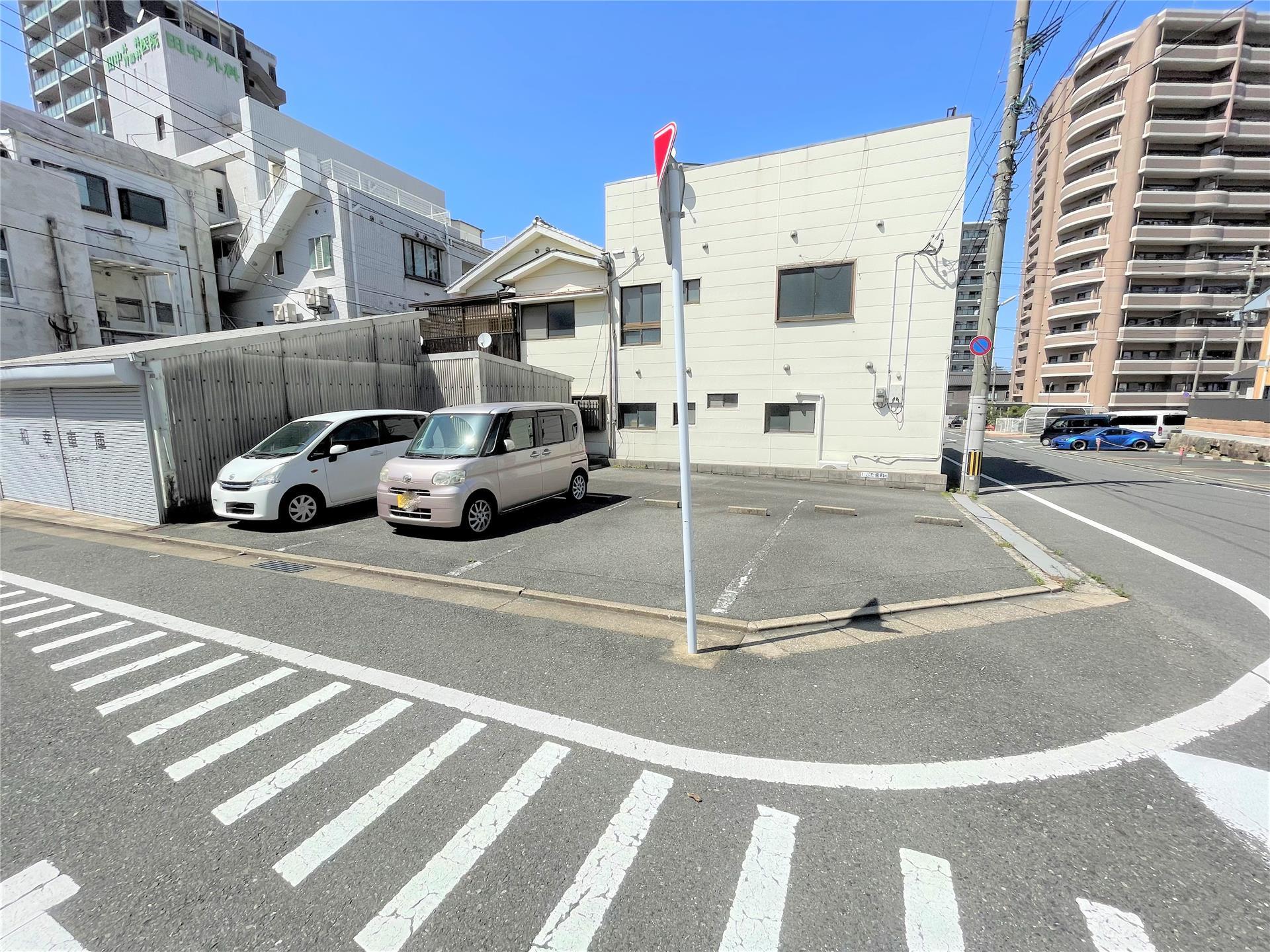 西本町4丁目藤田駐車場No.2の外観・駐車場イメージ1枚目