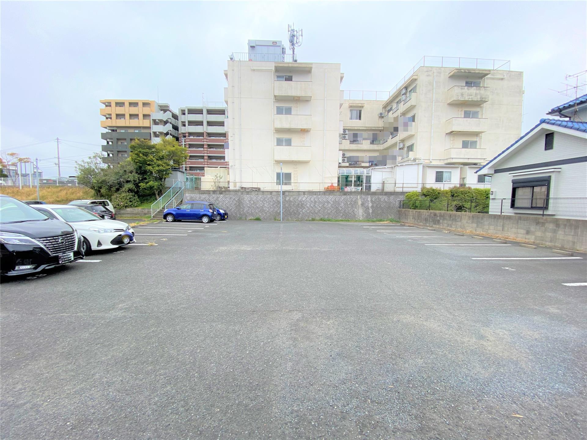 塩田屋駐車場の外観・駐車場イメージ2枚目