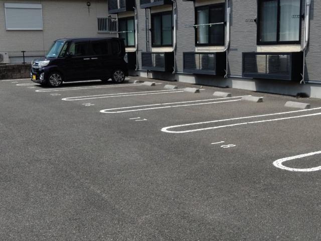 栄華西Ⅲ(33159)の外観・駐車場イメージ1枚目