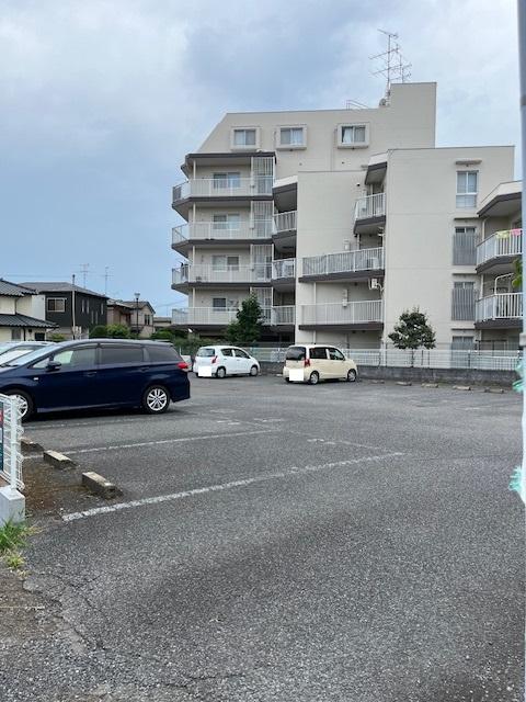 東初石5331151駐車場の外観・駐車場イメージ2枚目