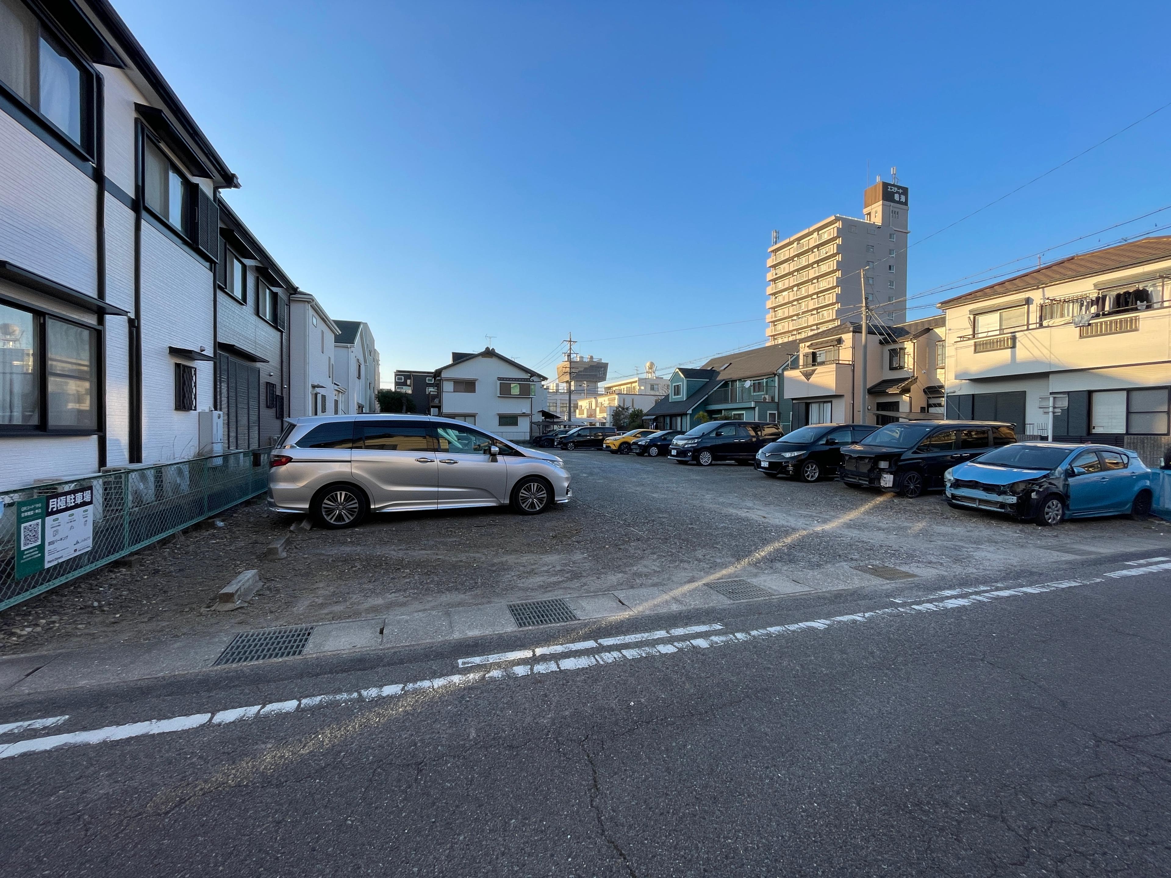 京田パーキングの外観・駐車場イメージ2枚目