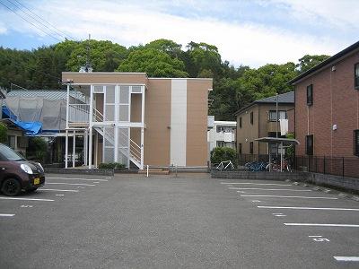 アムール(17570)の外観・駐車場イメージ1枚目