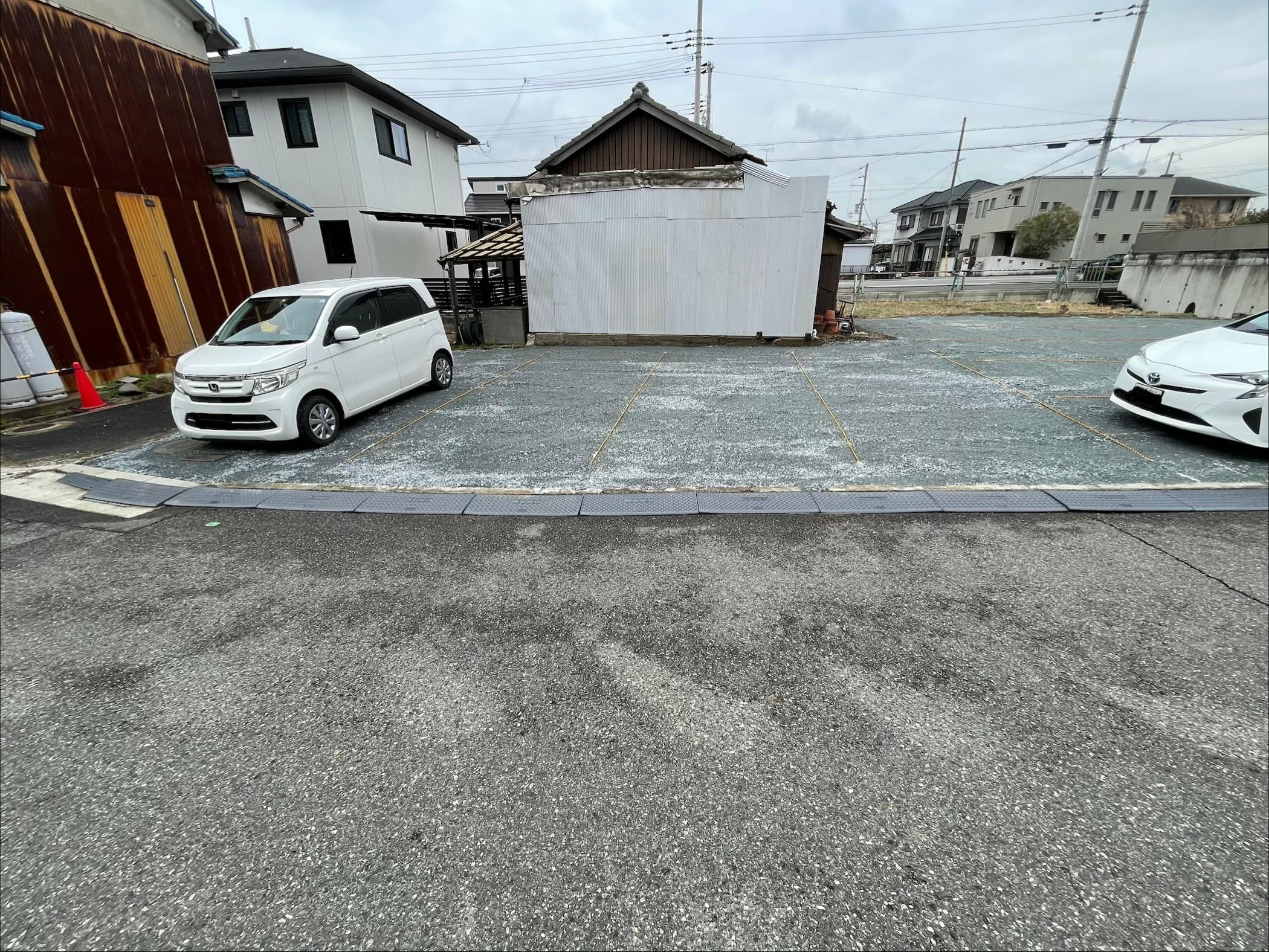 才崎橋駐車場の外観・駐車場イメージ2枚目