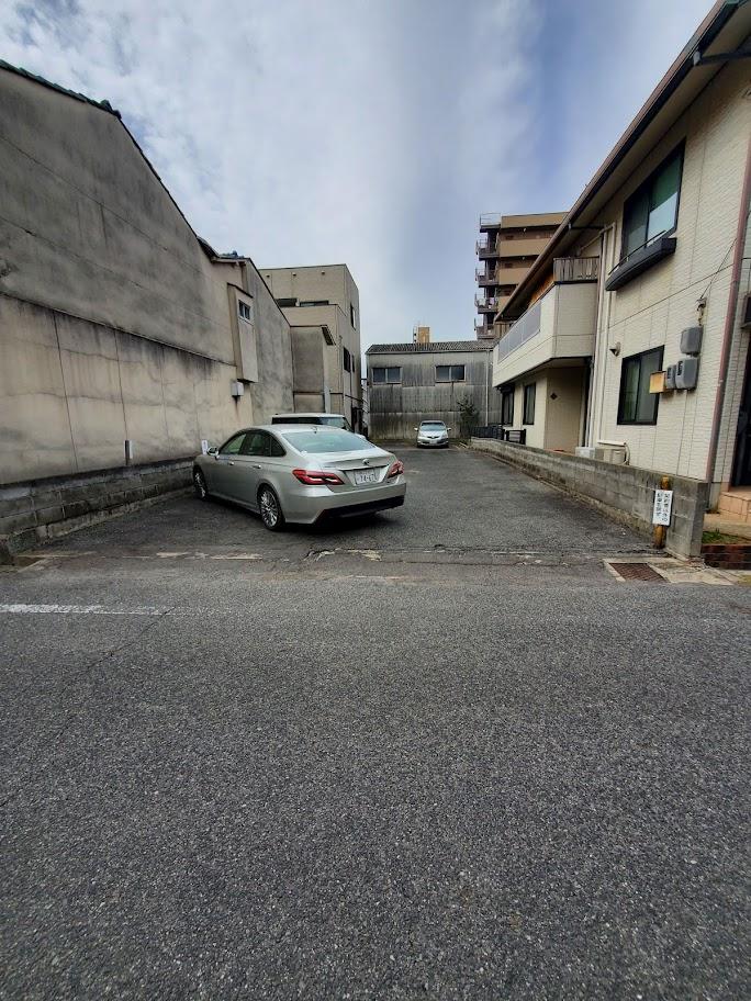 清輝本町月極駐車場の外観・駐車場イメージ2枚目