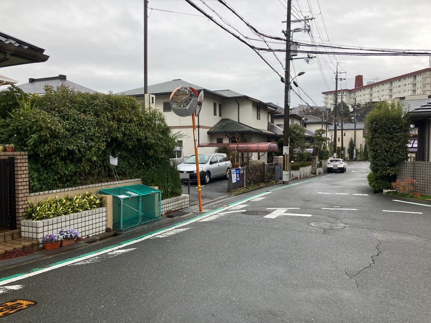 高塚町下村駐車場の外観・駐車場イメージ3枚目